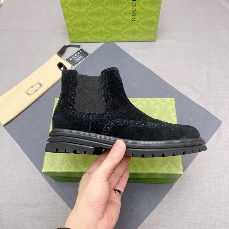 G*u*i boots